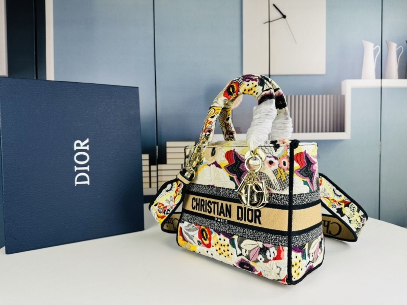 Dior Shopping Bags